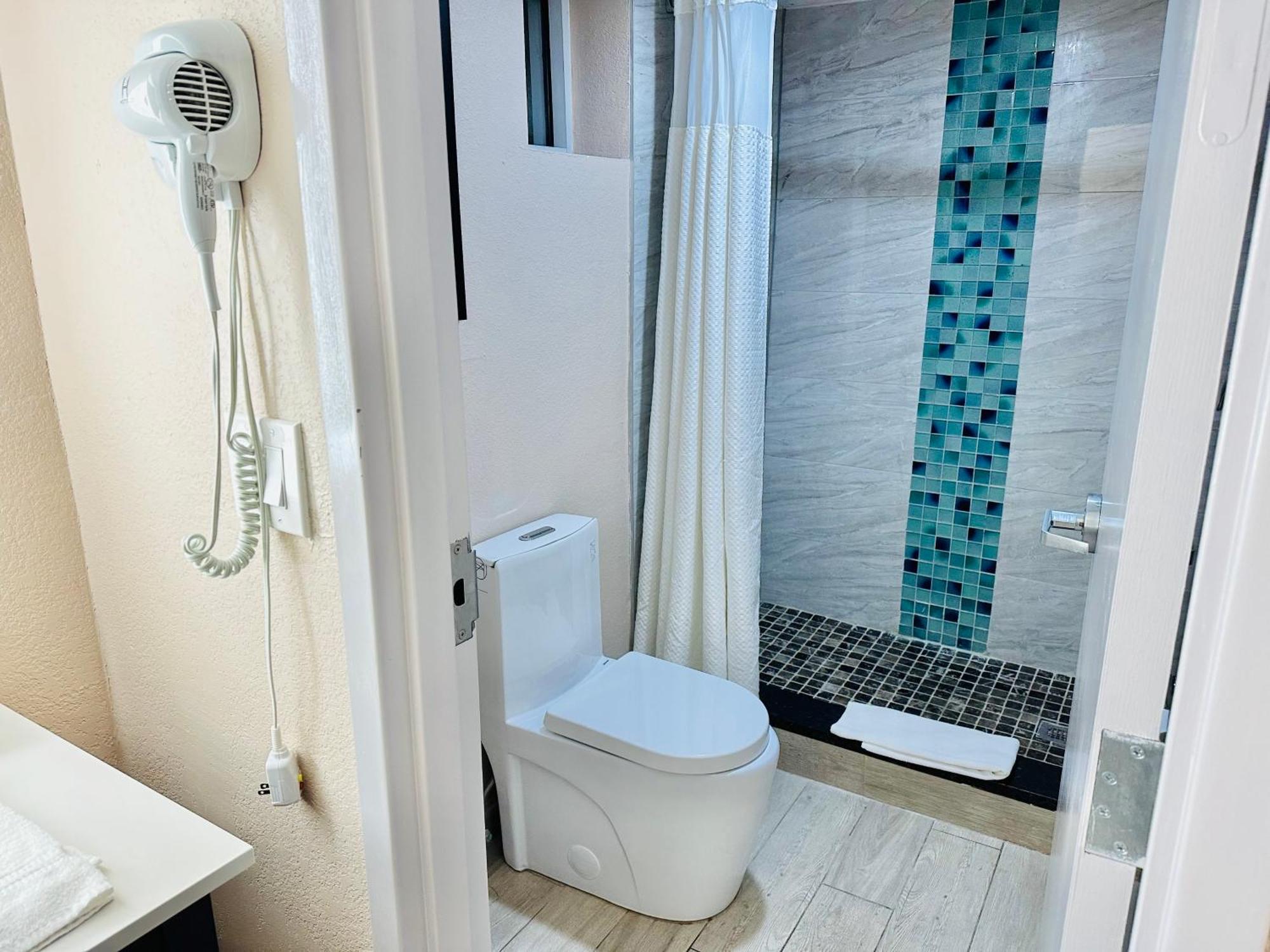 Tropical Inn & Suites, Downtown Clearwater Extérieur photo