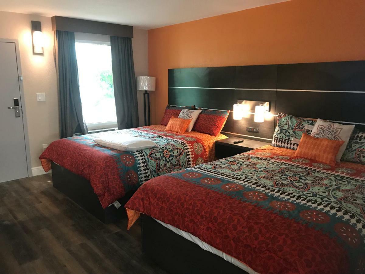 Tropical Inn & Suites, Downtown Clearwater Extérieur photo