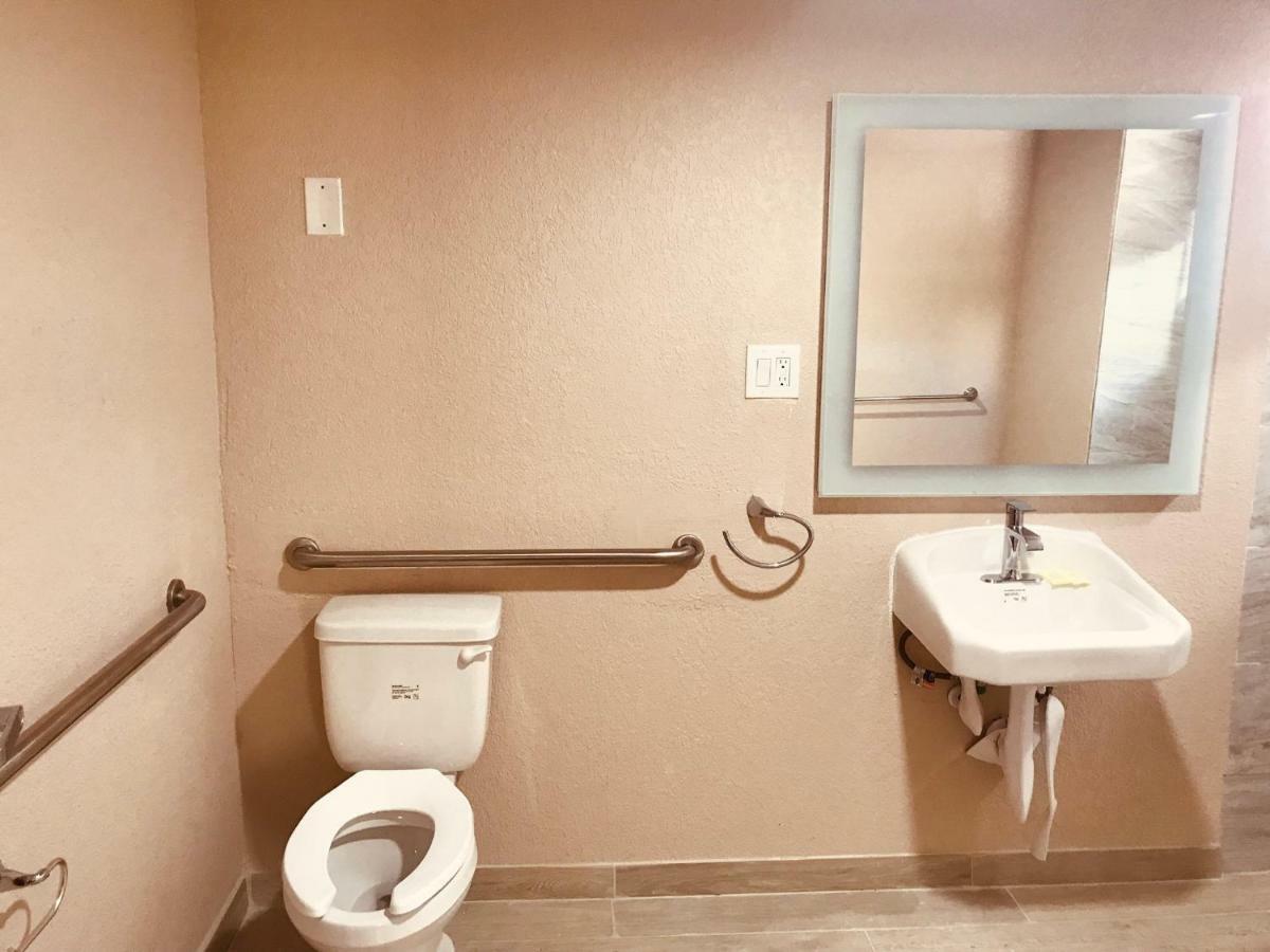 Tropical Inn & Suites, Downtown Clearwater Extérieur photo